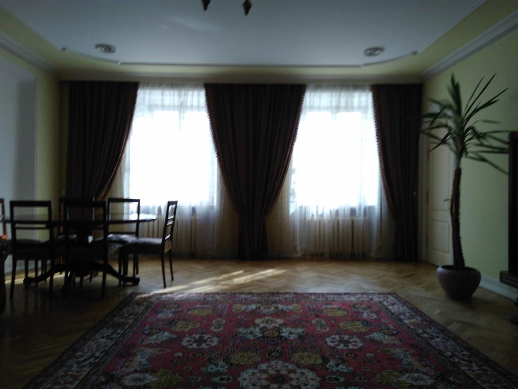 Apartment Na Rynok Square Lviv Bagian luar foto