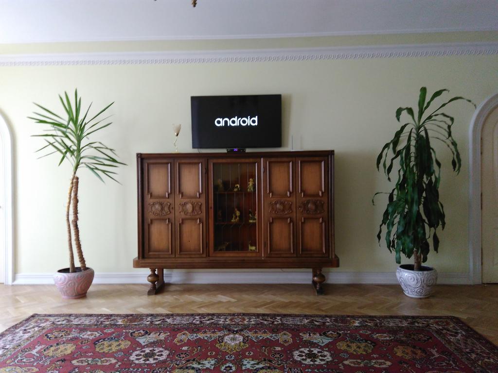 Apartment Na Rynok Square Lviv Bagian luar foto