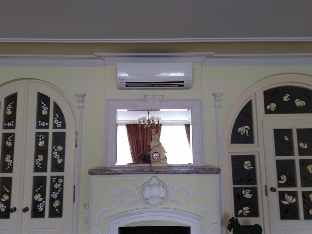 Apartment Na Rynok Square Lviv Bagian luar foto